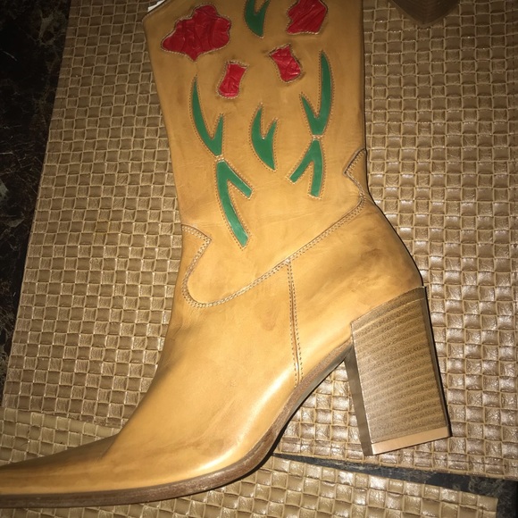 Womens Leather Cowboy Boots - Picture 5 of 6